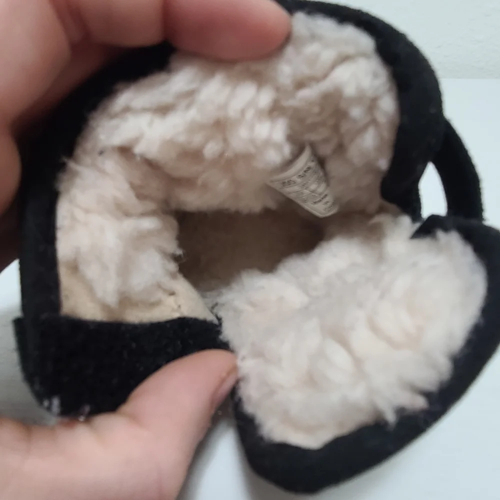 Ugg jesse boot slipper crib bootie